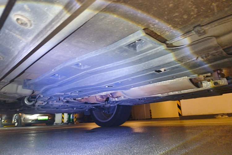 Used Wey P8 2018 2.0T Flagship Model Chassis Front Left