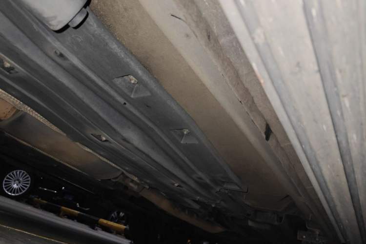 Used Wey P8 2018 2.0T Flagship Model Chassis Front Left