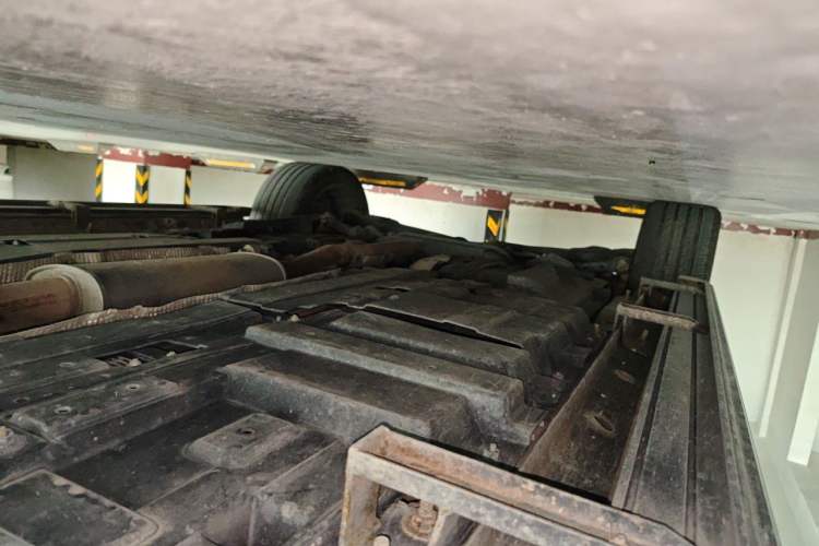 Used Wey P8 2018 2.0T Flagship Model Chassis Front Right