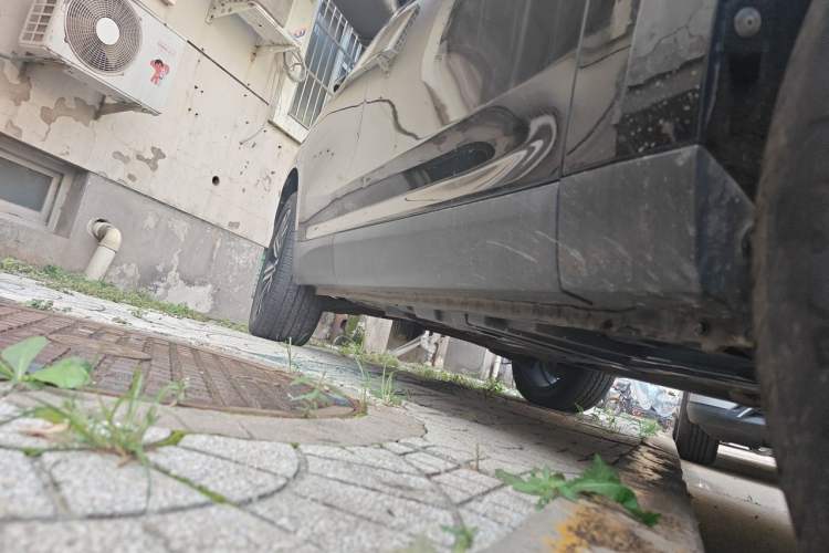 Used Wey P8 2018 2.0T Flagship Model Chassis Front Right
