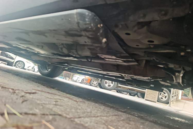 Used Wey P8 2018 2.0T Flagship Model Chassis Front Right