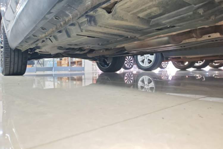 Used Wey P8 2018 2.0T Flagship Model Chassis Front Right