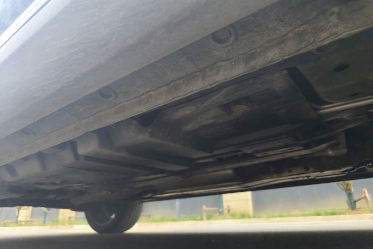 Used Wey P8 2018 2.0T Flagship Model Chassis Front Right