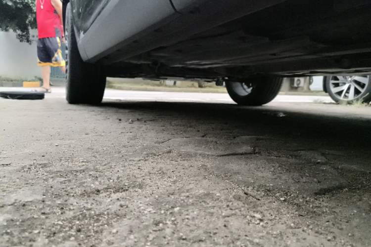 Used Wey P8 2018 2.0T Flagship Model Chassis Rear Left
