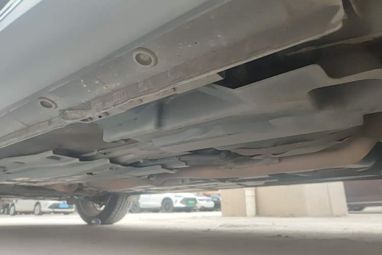 Used Wey P8 2018 2.0T Flagship Model Chassis Rear Left