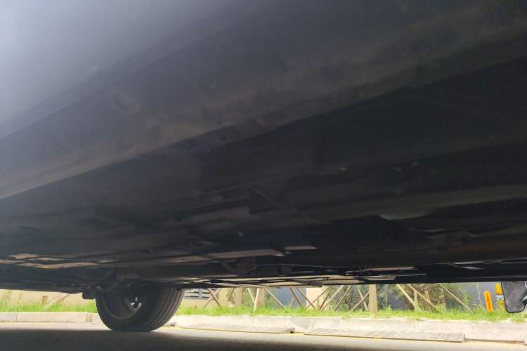 Used Wey P8 2018 2.0T Flagship Model Chassis Rear Left
