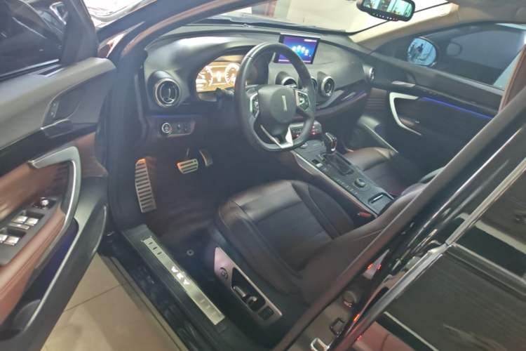 Used Wey P8 2018 2.0T Flagship Model Driver Seat