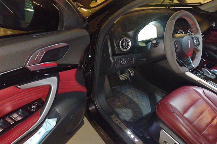 Used Wey P8 2018 2.0T Flagship Model Driver Seat
