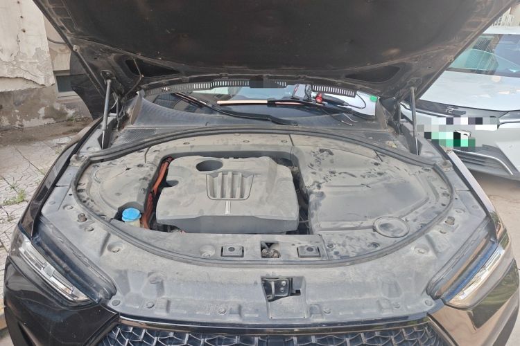 Used Wey P8 2018 2.0T Flagship Model Engine Bay