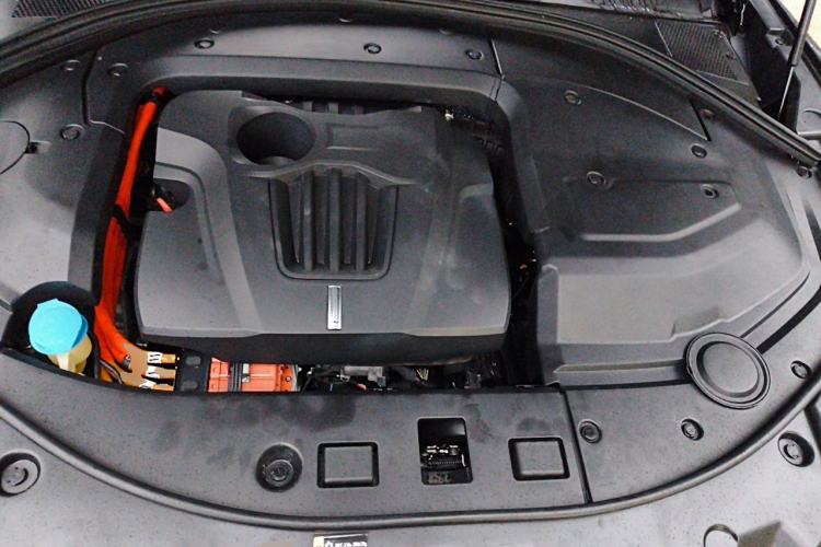 Used Wey P8 2018 2.0T Flagship Model Engine Bay