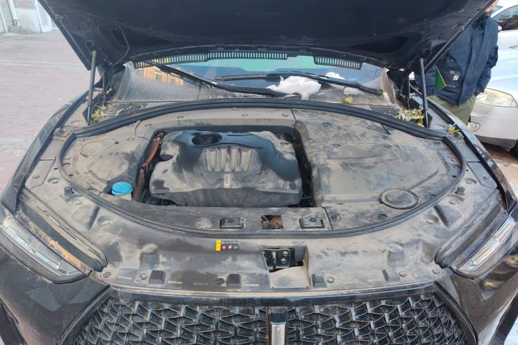 Used Wey P8 2018 2.0T Flagship Model Engine Bay