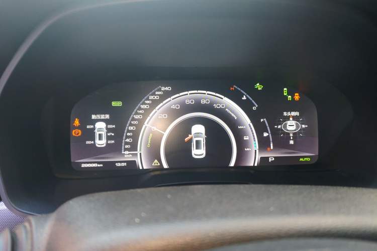 Used Wey P8 2018 2.0T Flagship Model Instrument Cluster