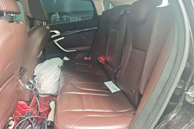 Used Wey P8 2018 2.0T Flagship Model Left Rear Seat
