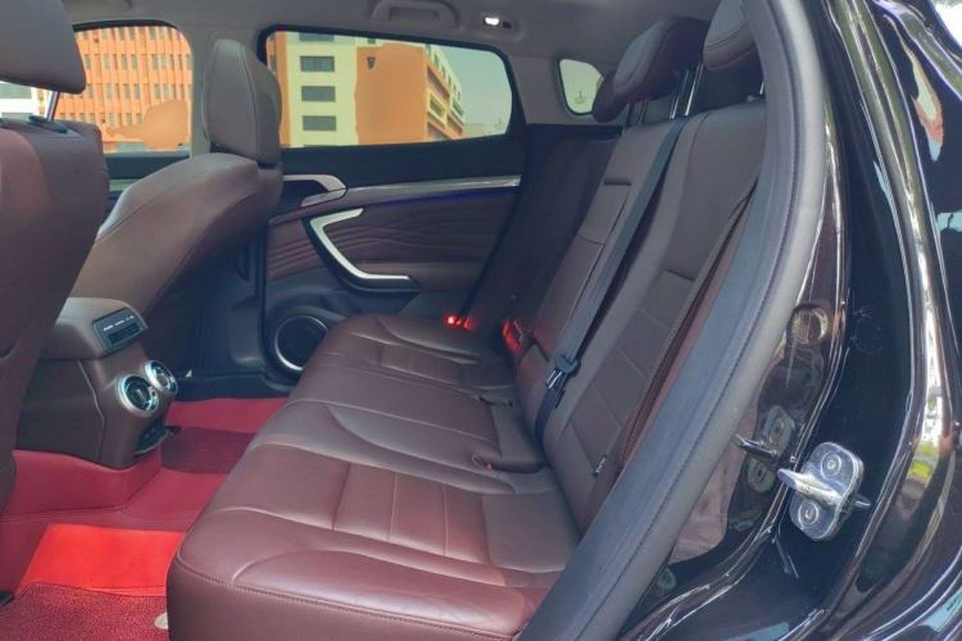 Used Wey P8 2018 2.0T Flagship Model Left Rear Seat