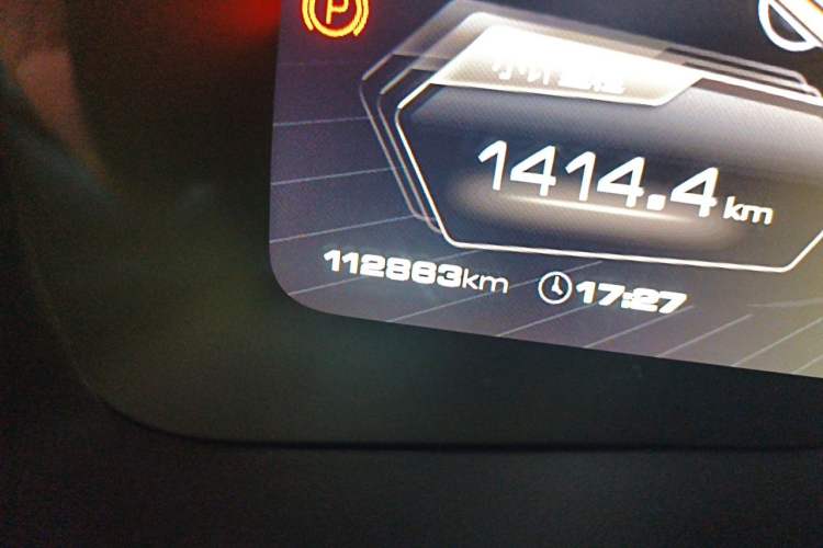 Used Wey P8 2018 2.0T Flagship Model Odometer Close Up