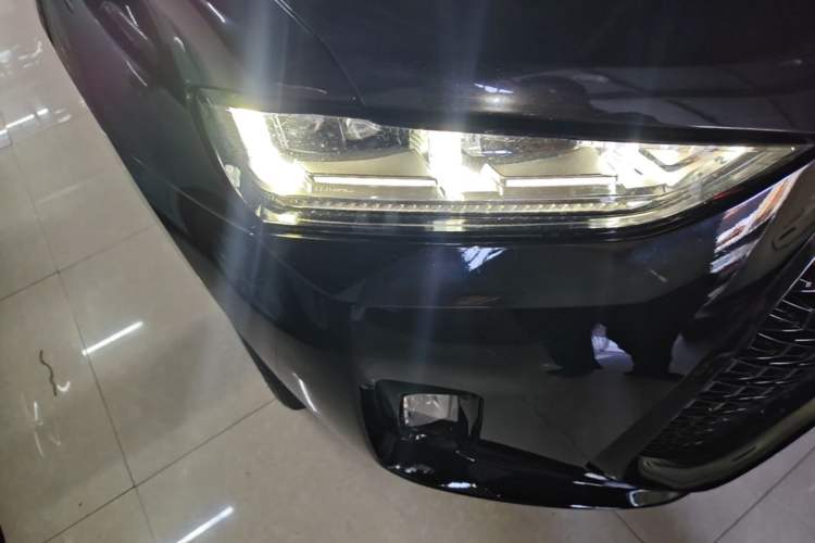 Used Wey P8 2018 2.0T Flagship Model Right Front Headlight