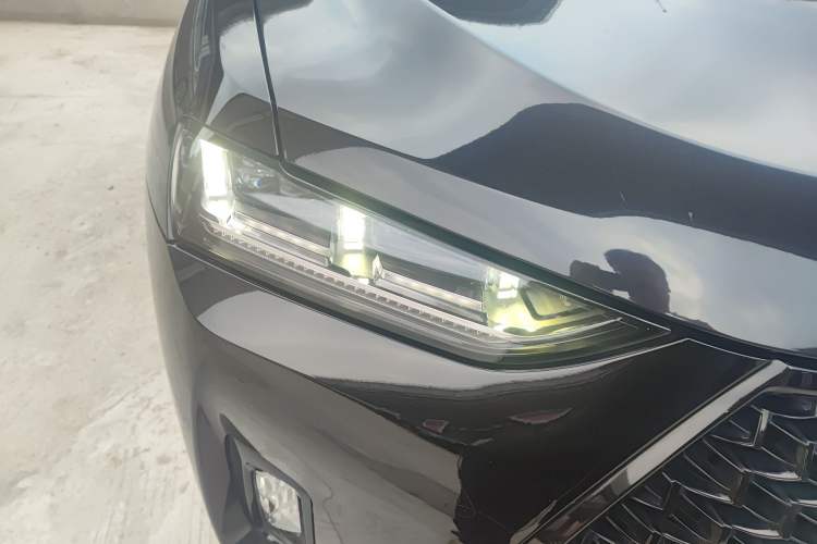 Used Wey P8 2018 2.0T Flagship Model Right Front Headlight