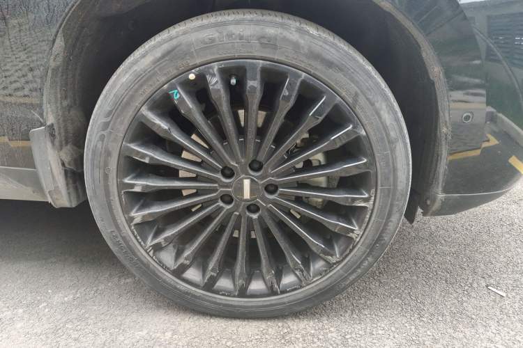 Used Wey P8 2018 2.0T Flagship Model Right Front Wheel Hub
