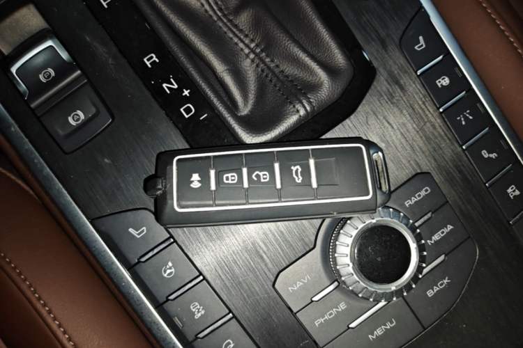 Used Wey P8 2018 2.0T Flagship Model Vehicle Key
