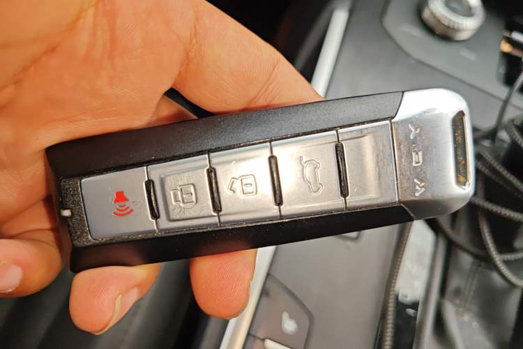 Used Wey P8 2018 2.0T Premium Edition Vehicle Key