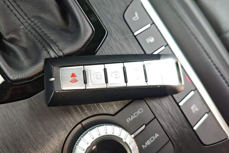 Used Wey P8 2018 2.0T Flagship Model Vehicle Key
