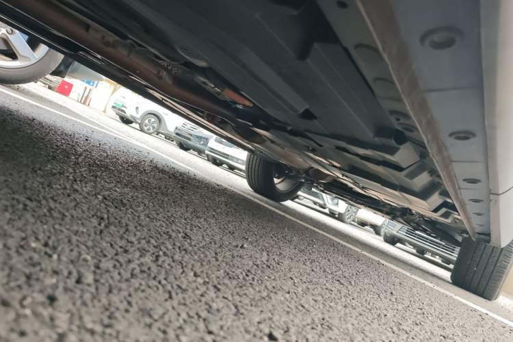 Used Wey P8 2018 2.0T Flagship Model Chassis Rear Right