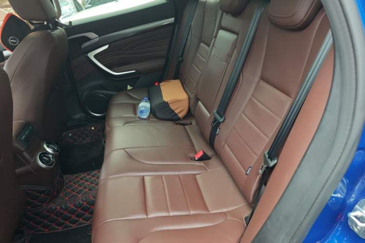 Used Wey P8 2018 2.0T Flagship Model Left Rear Seat