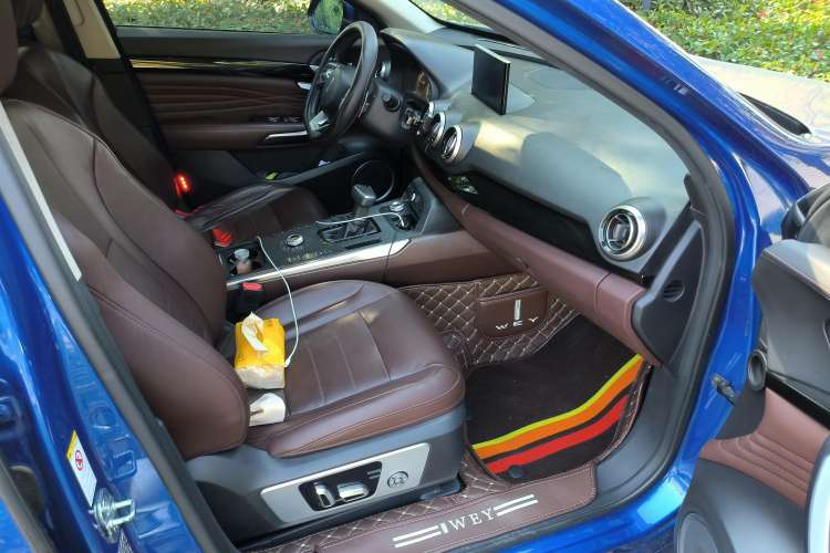 Used Wey P8 2018 2.0T Flagship Model Right Front Seat