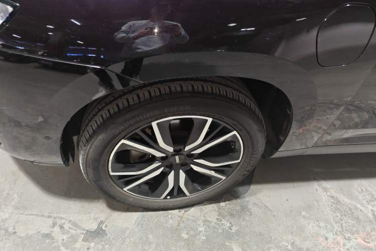 Used Wey P8 2018 2.0T Flagship Model Left Front Wheel Hub