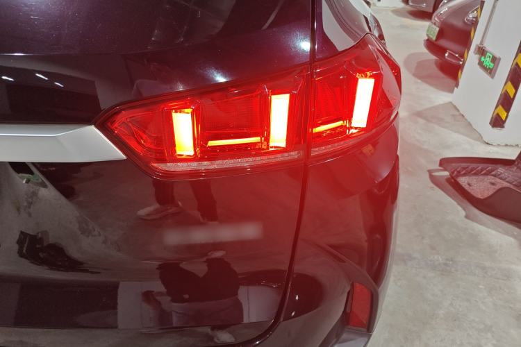 Used Wey P8 2018 2.0T Flagship Model Right Rear Taillight
