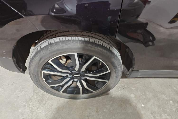 Used Wey P8 2018 2.0T Flagship Model Right Rear Wheel Hub
