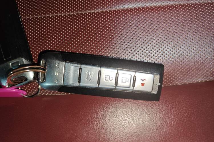 Used Wey P8 2018 2.0T Flagship Model Vehicle Key