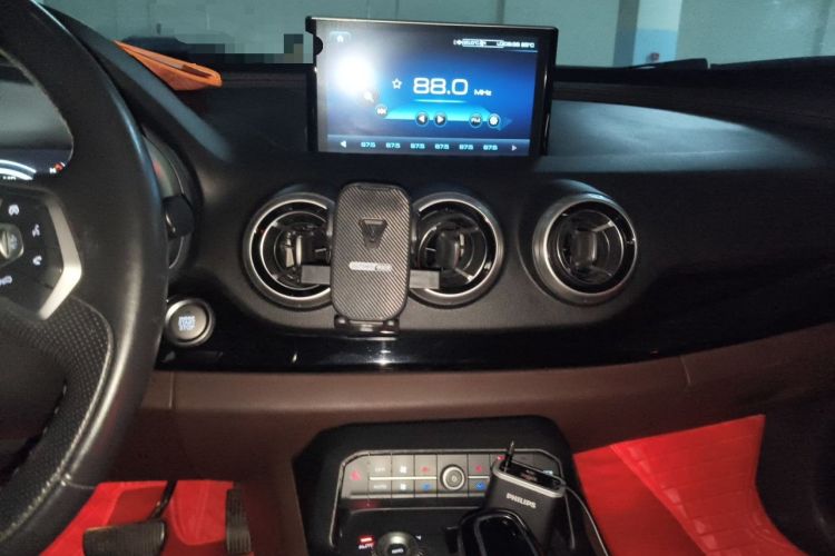 Used Wey P8 2018 2.0T Prestige Version Audio And AC Panel