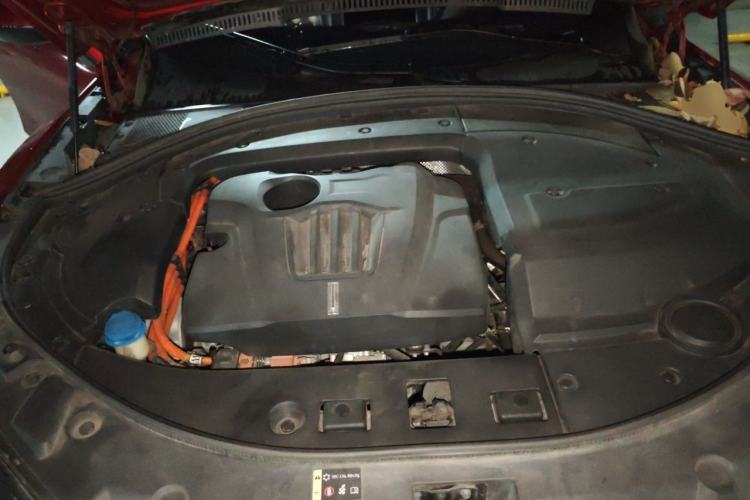 Used Wey P8 2018 2.0T Flagship Model Engine Bay