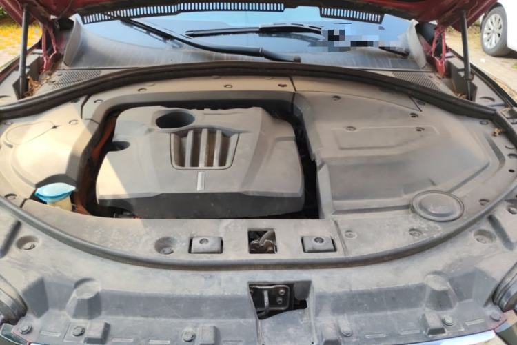 Used Wey P8 2018 2.0T Premium Edition Engine Bay