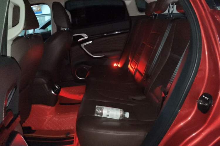 Used Wey P8 2018 2.0T Prestige Version Left Rear Seat