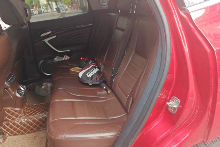 Used Wey P8 2018 2.0T Flagship Model Left Rear Seat
