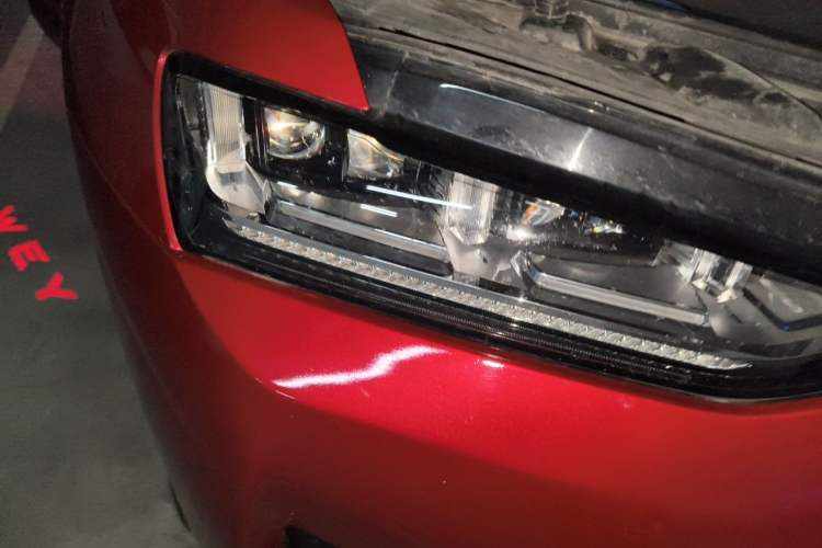Used Wey P8 2018 2.0T Prestige Version Right Front Headlight