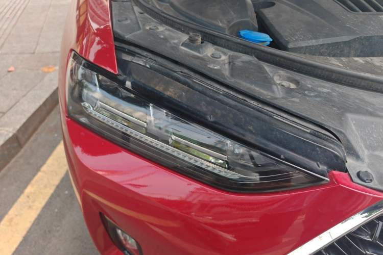 Used Wey P8 2018 2.0T Flagship Model Right Front Headlight