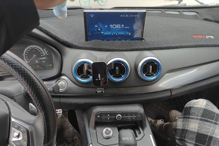 Used Wey P8 2018 2.0T Flagship Model Audio And AC Panel