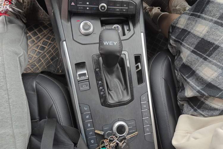 Used Wey P8 2018 2.0T Flagship Model Gear Lever