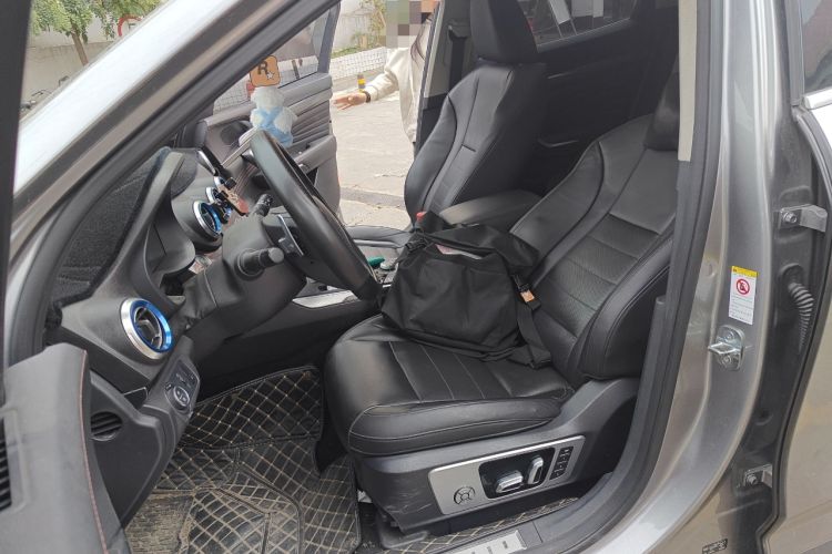 Used Wey P8 2018 2.0T Flagship Model Left Front Seat