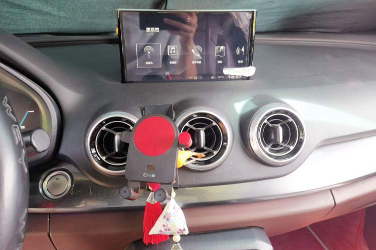 Used Wey P8 2018 2.0T Flagship Model Audio And AC Panel