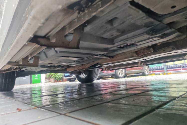 Used Wey P8 2018 2.0T Flagship Model Chassis Front Right