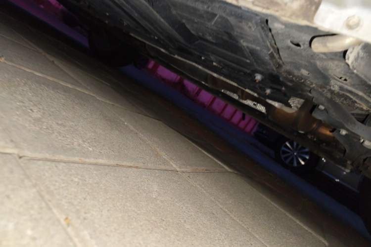 Used Wey P8 2018 2.0T Flagship Model Chassis Front Right