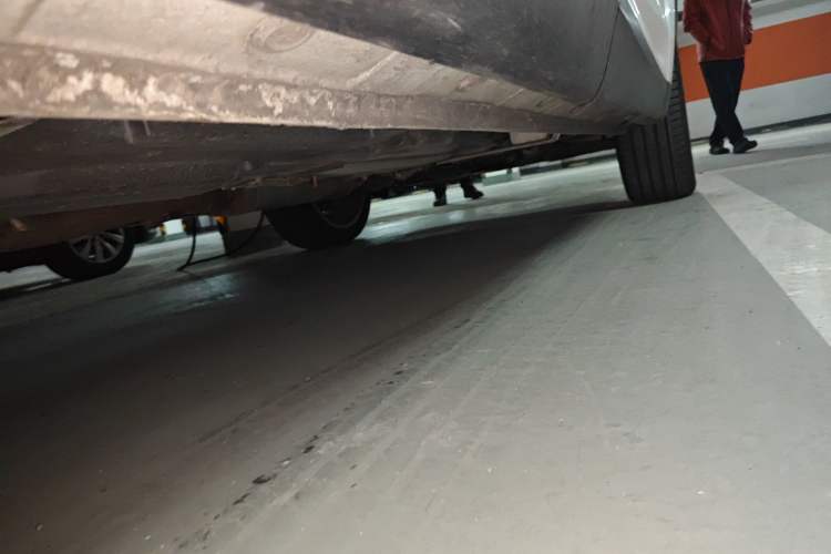 Used Wey P8 2018 2.0T Flagship Model Chassis Rear Right