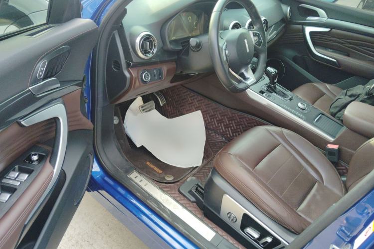 Used Wey P8 2018 2.0T Flagship Model Driver Seat