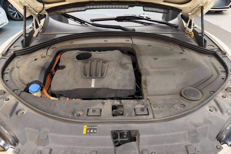 Used Wey P8 2018 2.0T Flagship Model Engine Bay