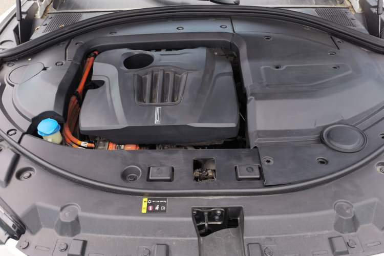 Used Wey P8 2018 2.0T Flagship Model Engine Bay