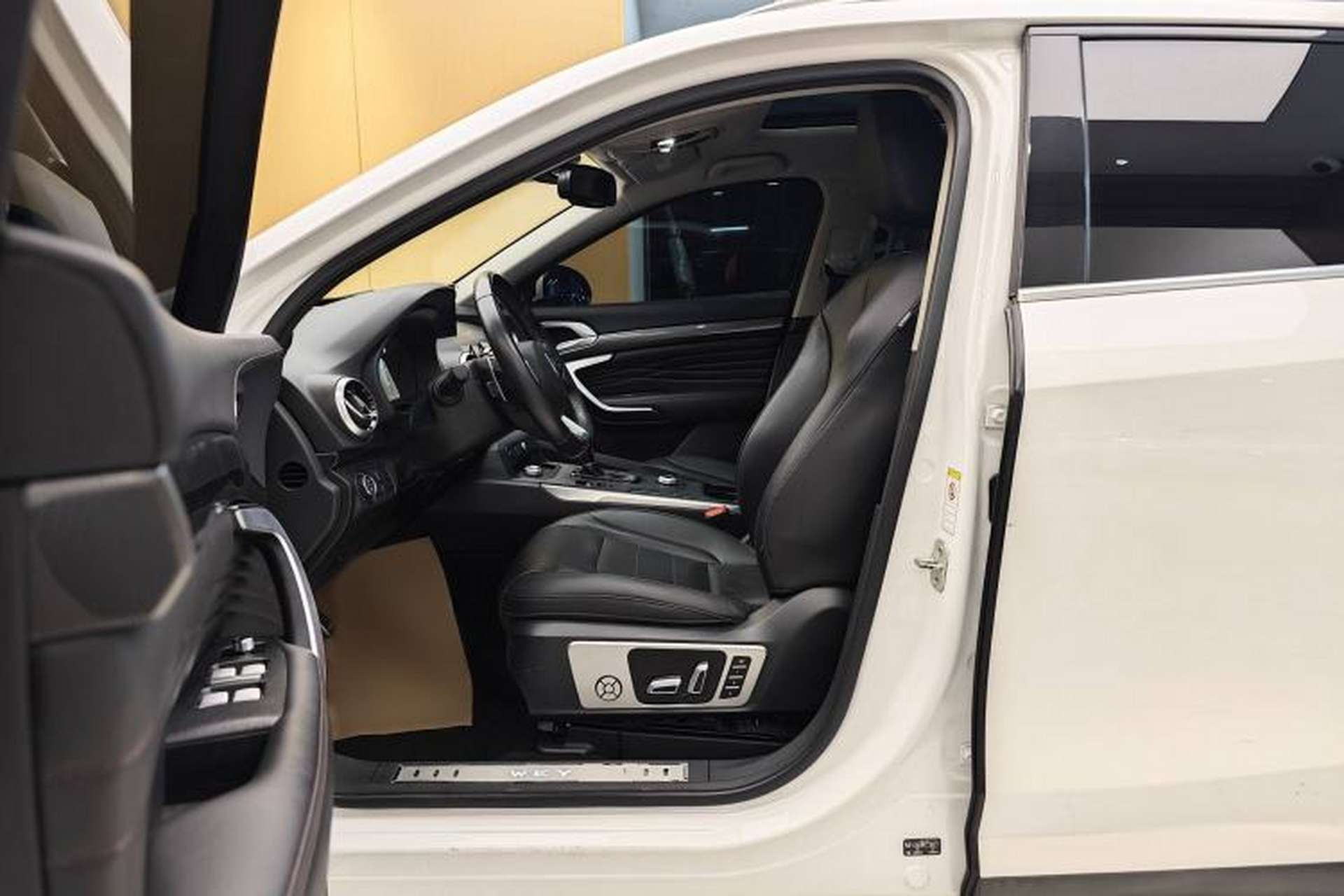 Used Wey P8 2018 2.0T Flagship Model Exterior 9